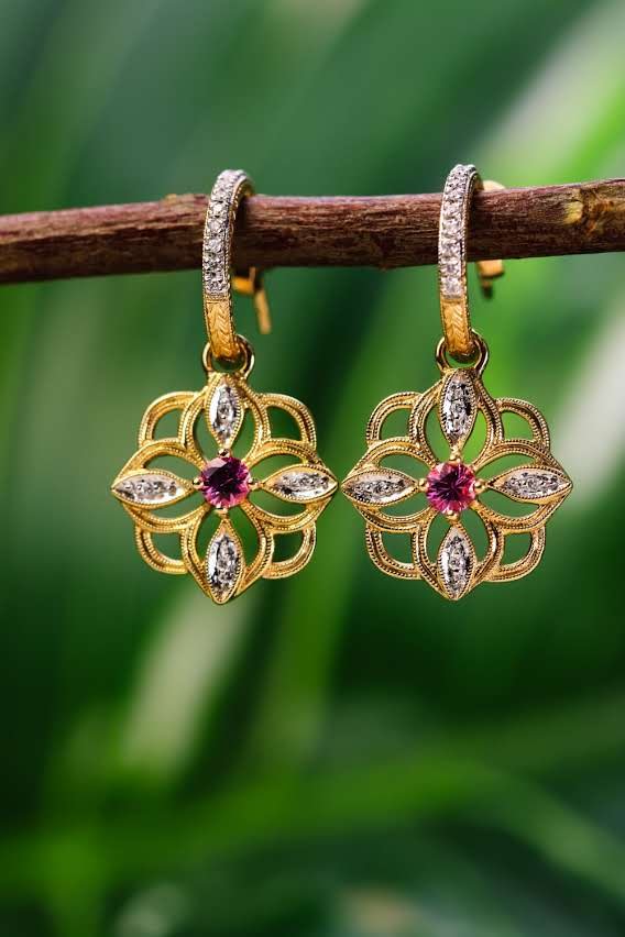 Earrings by Yaneth Reyes